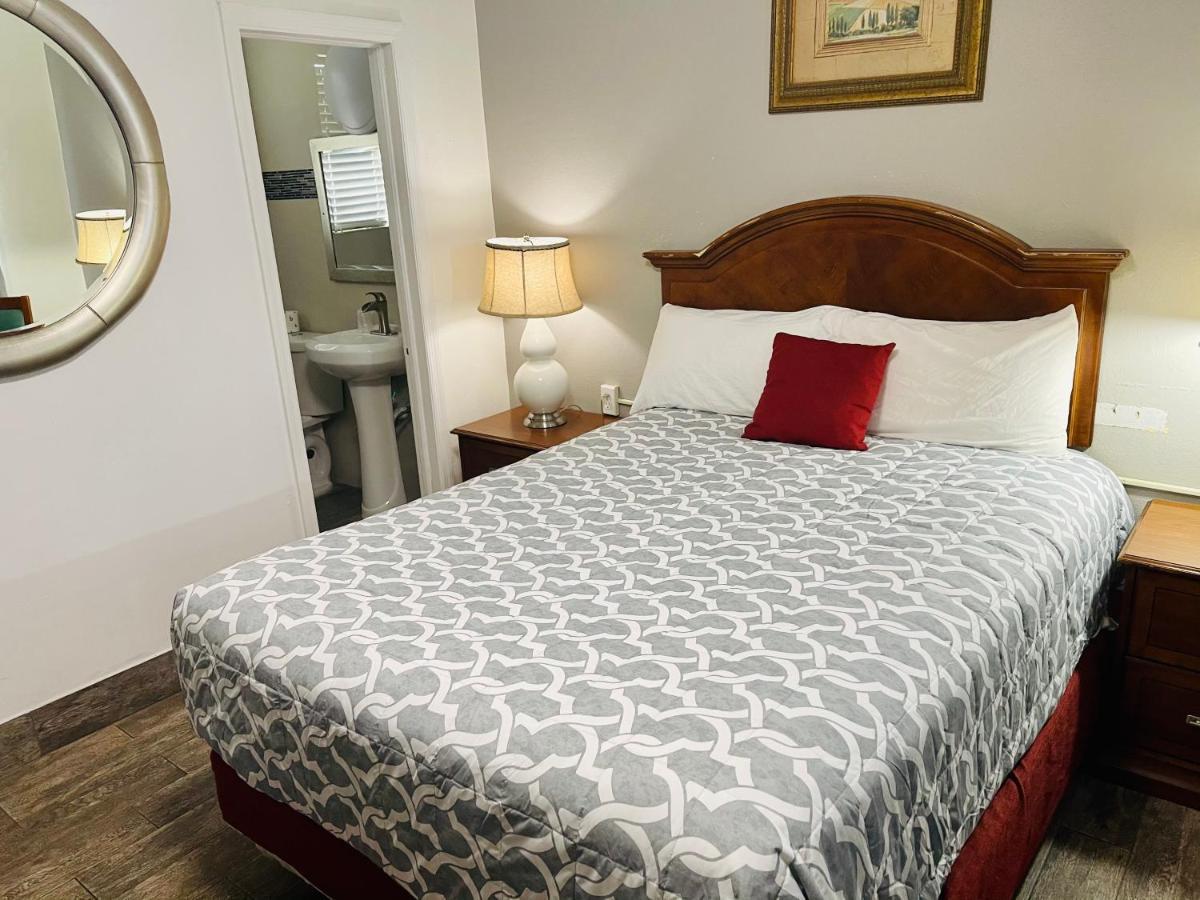 Siesta Inn Sarasota - Indian Beach 외부 사진